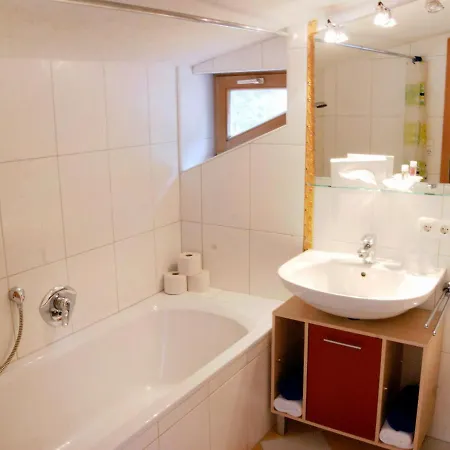 Falkner-8 By Interhome Oberlängenfeld
